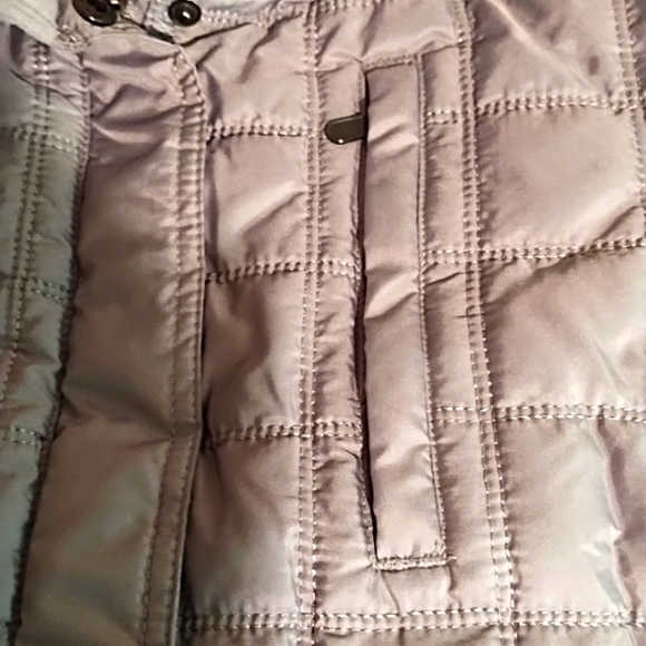 Koret Gray Quilted Vest with Stand-Up Collar EUC Size PL Multiple Pockets. - Picture 4 of 8